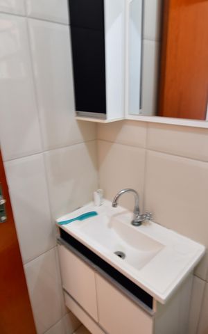 Casa à venda com 125m², 2 quartos e 2 vagasBanheiro 