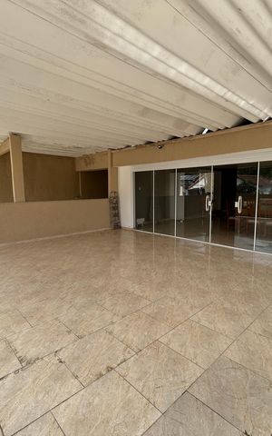 Casa à venda com 285m², 3 quartos e 2 vagasTerraço