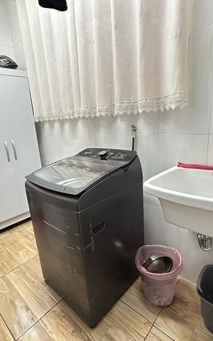 Casa à venda com 285m², 3 quartos e 2 vagasÁrea de Serviço