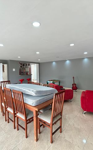 Casa à venda com 285m², 3 quartos e 2 vagasTerraço