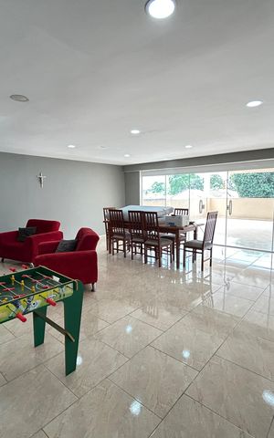 Casa à venda com 285m², 3 quartos e 2 vagasTerraço