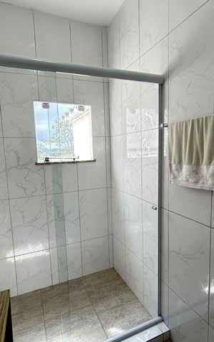 Casa à venda com 285m², 3 quartos e 2 vagasBanheiro 2
