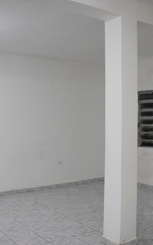Casa para alugar com 120m², 2 quartos e 2 vagasQuarto Suíte