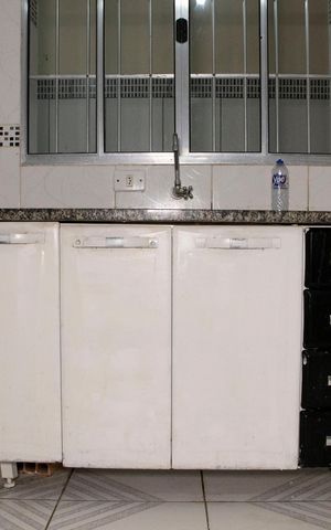 Casa para alugar com 120m², 2 quartos e 2 vagasCozinha