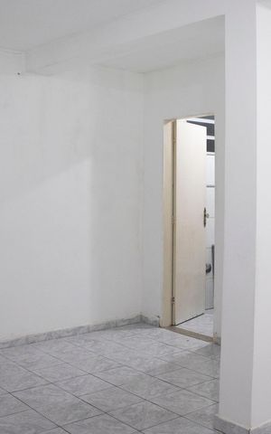 Casa para alugar com 120m², 2 quartos e 2 vagasQuarto Suíte