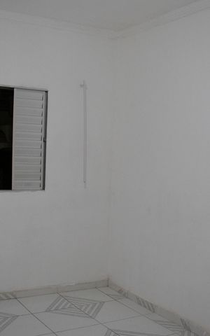 Casa para alugar com 120m², 2 quartos e 2 vagasQuarto