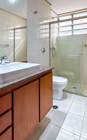 Apartamento para alugar com 130m², 3 quartos e 1 vaga