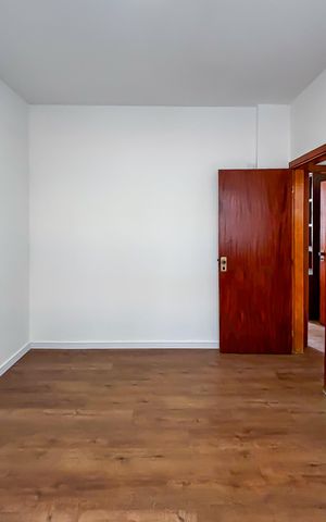 Apartamento para alugar com 130m², 3 quartos e 1 vaga