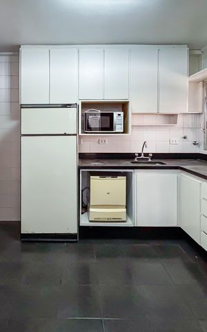 Apartamento para alugar com 130m², 3 quartos e 1 vaga