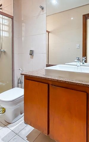 Apartamento para alugar com 130m², 3 quartos e 1 vaga