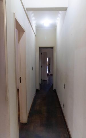 Apartamento para alugar com 130m², 3 quartos e sem vaga Apartamento para alugar com 130m², 3 quartos e sem vagaCorredor