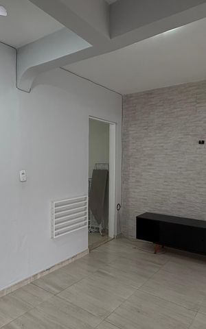 Casa para alugar com 70m², 2 quartos e sem vaga