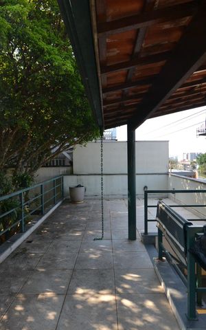 Casa para alugar com 230m², 4 quartos e 3 vagasVaranda
