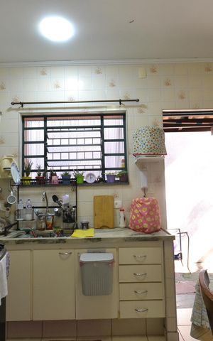 Casa para alugar com 230m², 4 quartos e 3 vagasCozinha