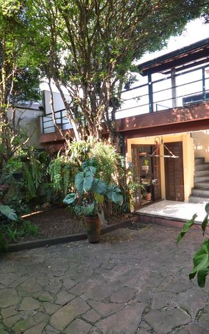 Casa para alugar com 230m², 4 quartos e 3 vagasQuintal/Jardim