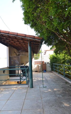 Casa para alugar com 230m², 4 quartos e 3 vagasVaranda