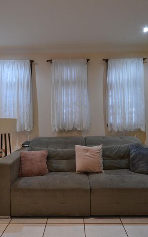 Casa para alugar com 230m², 4 quartos e 3 vagasSala