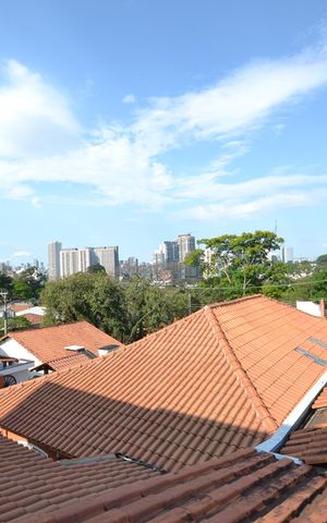 Casa para alugar com 230m², 4 quartos e 3 vagasVista