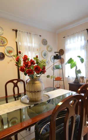 Casa para alugar com 230m², 4 quartos e 3 vagasSala