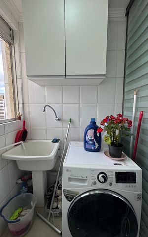 Apartamento à venda com 168m², 4 quartos e 1 vaga Apartamento à venda com 168m², 4 quartos e 1 vagaÁrea de Serviço