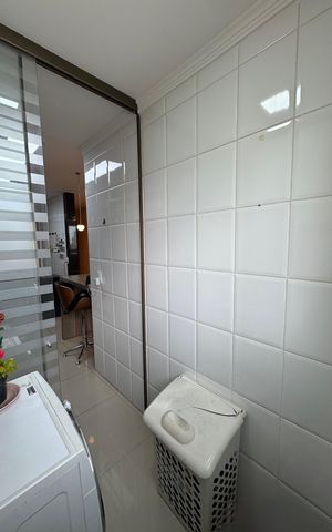 Apartamento à venda com 168m², 4 quartos e 1 vaga Apartamento à venda com 168m², 4 quartos e 1 vagaÁrea de Serviço