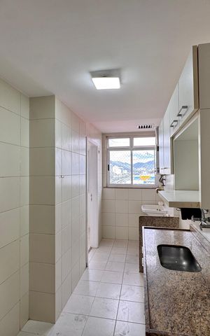 Apartamento à venda com 74m², 2 quartos e 1 vaga Apartamento à venda com 74m², 2 quartos e 1 vagaCozinha e Área de Serviço