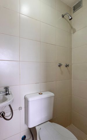 Apartamento à venda com 74m², 2 quartos e 1 vaga Apartamento à venda com 74m², 2 quartos e 1 vagaCozinha e Área de Serviço - Banheiro
