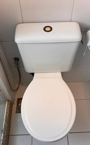Apartamento à venda com 74m², 2 quartos e 1 vaga Apartamento à venda com 74m², 2 quartos e 1 vagaSuíte - Banheiro