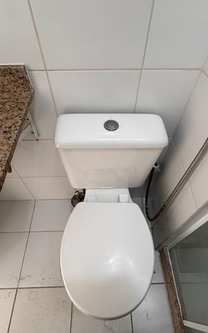 Apartamento à venda com 74m², 2 quartos e 1 vaga Apartamento à venda com 74m², 2 quartos e 1 vagaBanheiro Social