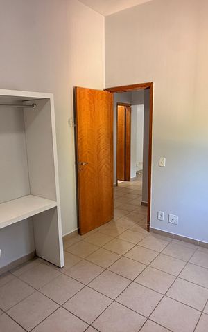 Apartamento à venda com 77m², 3 quartos e 2 vagasQuarto 2