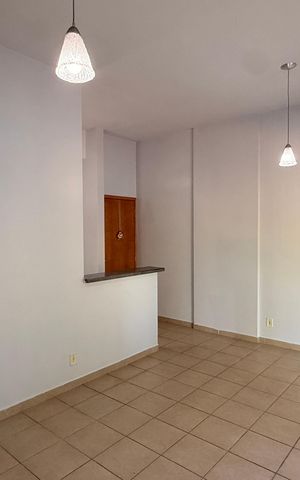 Apartamento à venda com 77m², 3 quartos e 2 vagasSala