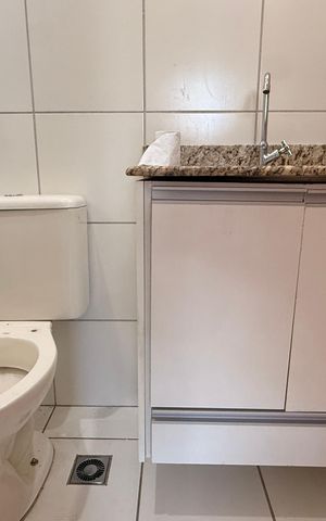 Apartamento à venda com 77m², 3 quartos e 2 vagasBanheiro da Suíte