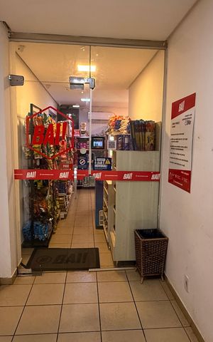Apartamento à venda com 77m², 3 quartos e 2 vagasMercadinho