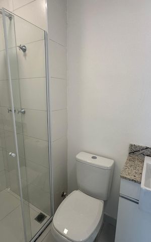 Apartamento à venda com 55m², 2 quartos e 2 vagas Apartamento à venda com 55m², 2 quartos e 2 vagasBanheiro Social