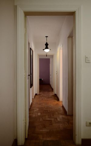 Apartamento à venda com 256m², 3 quartos e 2 vagasCorredor íntimo