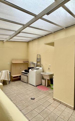 Casa para alugar com 110m², 2 quartos e 2 vagas Casa para alugar com 110m², 2 quartos e 2 vagasQuintal/lavanderia