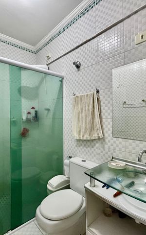 Casa para alugar com 110m², 2 quartos e 2 vagas Casa para alugar com 110m², 2 quartos e 2 vagasBanheiro 1