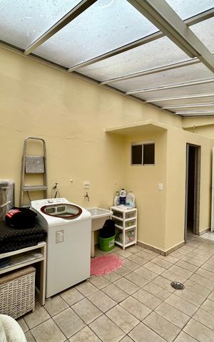 Casa para alugar com 110m², 2 quartos e 2 vagas Casa para alugar com 110m², 2 quartos e 2 vagasQuintal/lavanderia