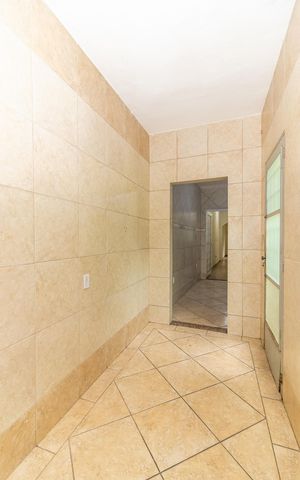 Casa para alugar com 120m², 4 quartos e 1 vagaÁrea de Serviço