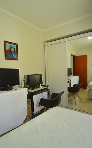 Casa à venda com 160m², 3 quartos e 2 vagasQuarto 2 