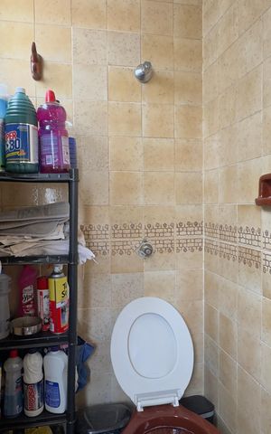 Apartamento à venda com 60m², 2 quartos e 1 vaga Apartamento à venda com 60m², 2 quartos e 1 vagaBanheiro de serviço