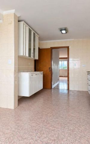 Apartamento à venda com 183m², 4 quartos e 2 vagas