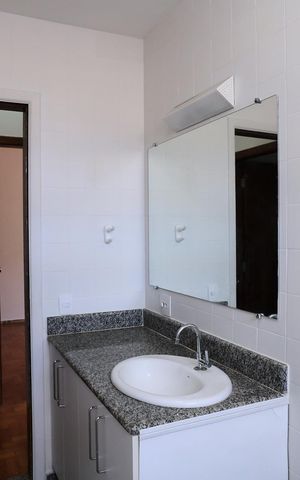 Apartamento para alugar com 65m², 2 quartos e sem vaga Apartamento para alugar com 65m², 2 quartos e sem vagaBanheiro