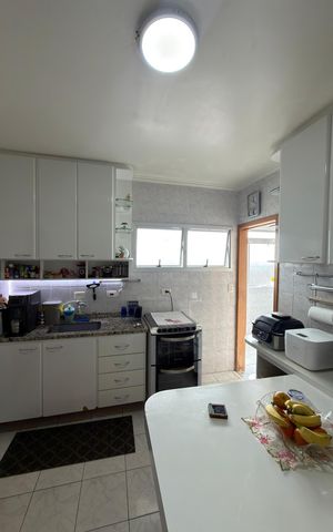 Apartamento para alugar com 90m², 3 quartos e 2 vagas Apartamento para alugar com 90m², 3 quartos e 2 vagasCozinha