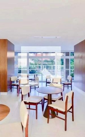 Apartamento para alugar com 61m², 2 quartos e 1 vaga Apartamento para alugar com 61m², 2 quartos e 1 vagaÁrea comum - Salão de festas