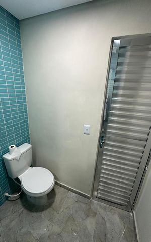 Apartamento para alugar com 128m², 3 quartos e 1 vaga Apartamento para alugar com 128m², 3 quartos e 1 vagaBanheiro de serviço
