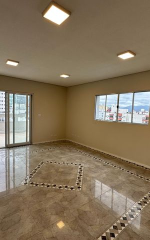 Apartamento para alugar com 128m², 3 quartos e 1 vaga Apartamento para alugar com 128m², 3 quartos e 1 vagaSala