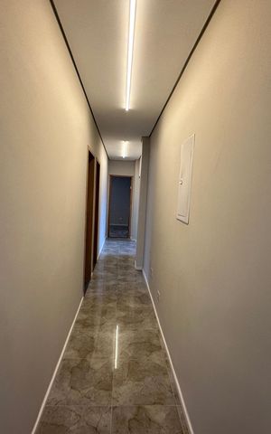 Apartamento para alugar com 128m², 3 quartos e 1 vaga Apartamento para alugar com 128m², 3 quartos e 1 vagaCorredor