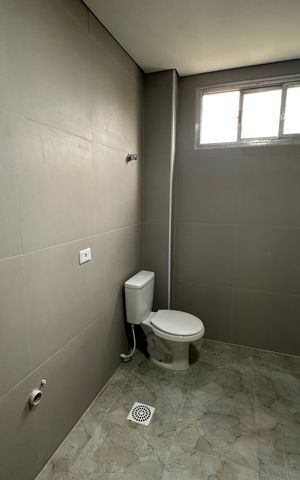 Apartamento para alugar com 128m², 3 quartos e 1 vaga Apartamento para alugar com 128m², 3 quartos e 1 vagaBanheiro da Suíte