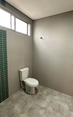Apartamento para alugar com 128m², 3 quartos e 1 vaga Apartamento para alugar com 128m², 3 quartos e 1 vagaBanheiro da Suíte